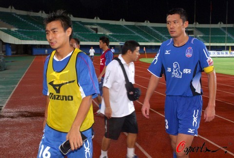 队报：大巴黎女足3场比赛因球员违规被判负，联赛被扣掉9分（队报：巴黎圣日耳曼女足因球员违规被判3场失利，联赛积分被扣9分）