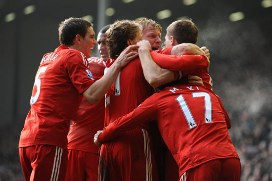 卡利亚里vs热那亚：米纳、塞巴斯蒂亚诺-埃斯波西托首发，马利诺夫斯基、洛伦佐-科隆博出战