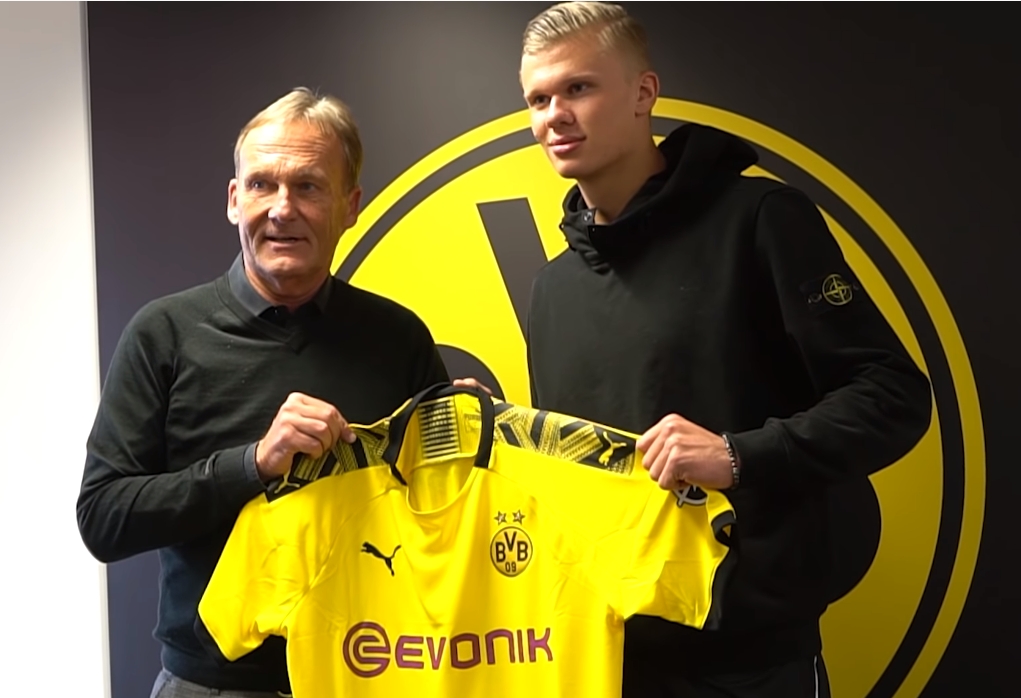 官方：意大利裁判马萨将执法欧冠第6轮巴萨vs法兰克福（官方宣布：意大利裁判马萨被指派执法欧冠第6轮巴萨对阵法兰克福）