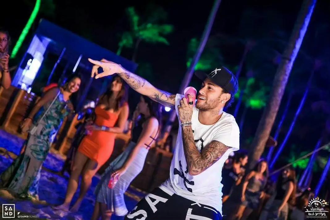 马竞2025年进112球，创西蒙尼执教球队14年来自然年进球数纪录（马竞2025年轰入112球，刷新西蒙尼执教14年来自然年进球纪录）