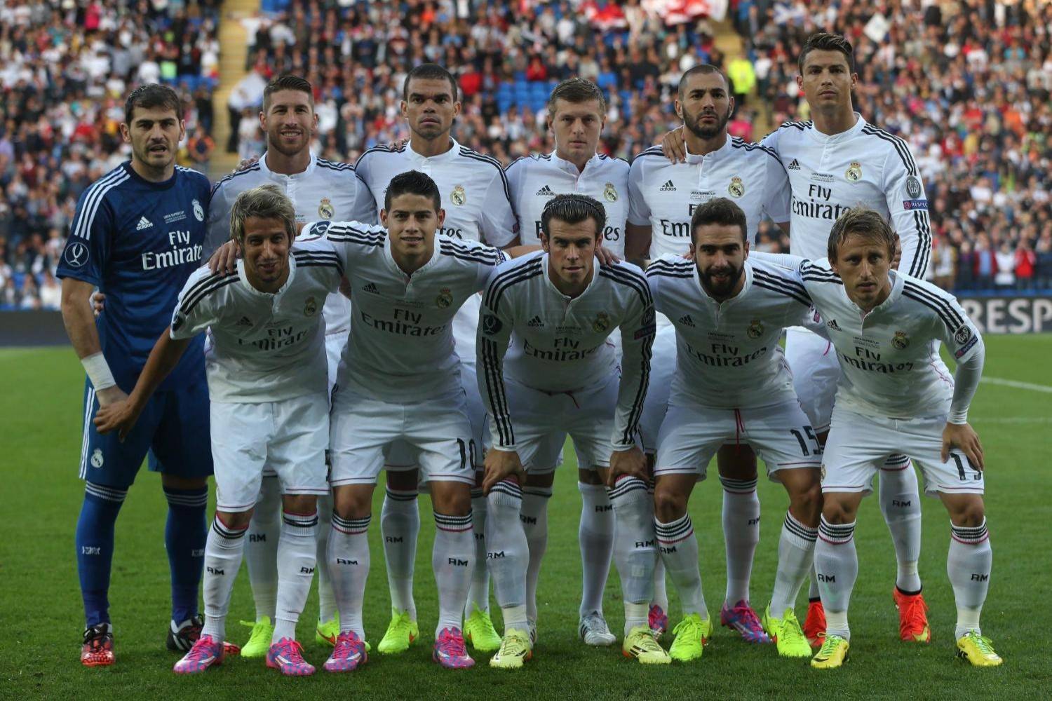 佐佐木朗希（Roki Sasaki）在 2024 年底通过入札制度挑战美职，引发全联盟抢人大战