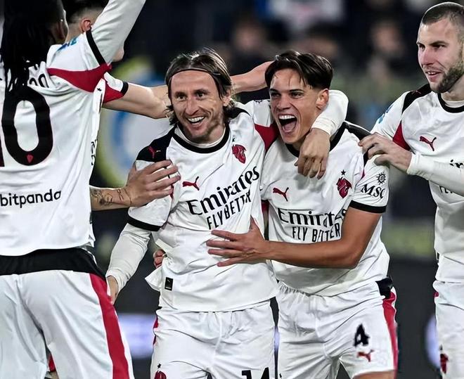 传奇耐杀王图图即将打破跟腱伤病最快康复记录？ 但这属实没什么必要！（传奇“耐杀王”图图或将刷新跟腱伤病最快康复纪录，但真没必要为此强行加速）