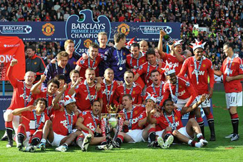 上海海港夺冠背后是穆斯卡特的战略放弃与坚守，成功卫冕中超冠军。