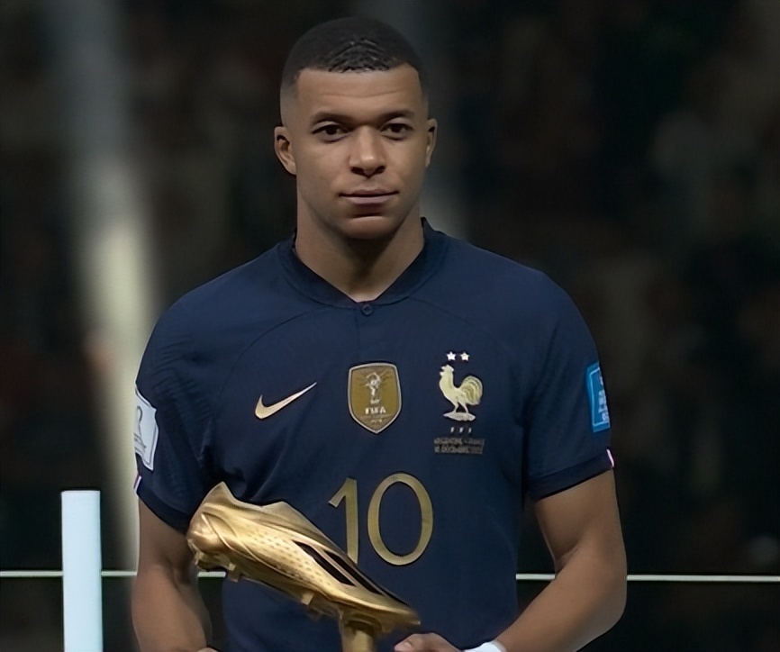 队记：鹈鹕不会草率地接受锡安报价，交易或要等到明年休赛期