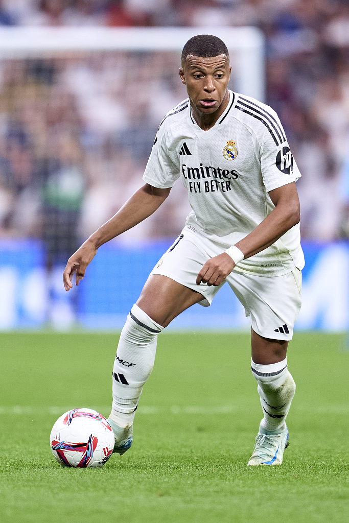 阿斯：拉波尔塔将陪亚马尔一起出席环球足球奖颁奖典礼（阿斯：拉波尔塔将陪同亚马尔参加环球足球奖颁奖典礼）