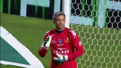 皇马16岁天才首获一线队征召！后防告急 卡斯蒂利亚新星临危受命