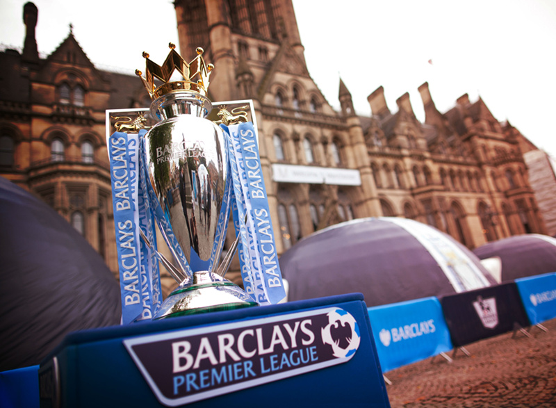 德佩替补出场27分钟打进关键一球，获评8.2并列全场最高（德佩替补出战27分钟打入关键球，评分8.2分并列全场第一）