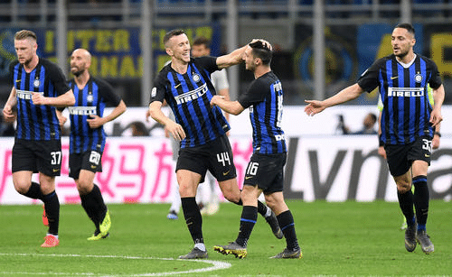 2-1，25岁英格兰国脚一剑封喉，率队2连胜反超切尔西，逼近前三